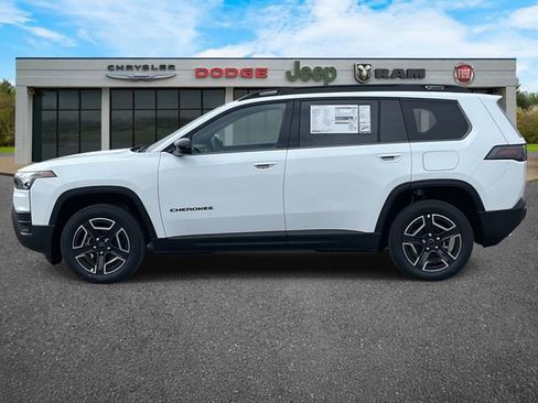 New 2026 Jeep Cherokee Laredo AWD/4WD image 26
