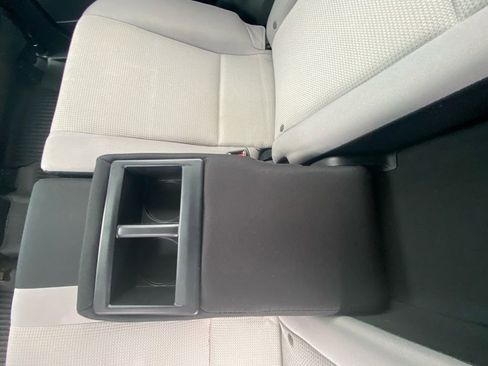 Used 2017 Toyota RAV4 XLE w/ Plus Special Value Package AWD/4WD image 20