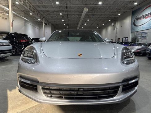 Used 2018 Porsche Panamera 4S image 27