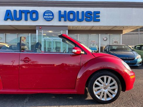 Used 2008 Volkswagen Beetle SE image 38