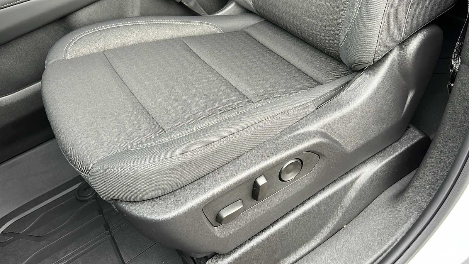 New 2026 Chevrolet Tahoe LS AWD/4WD image 19