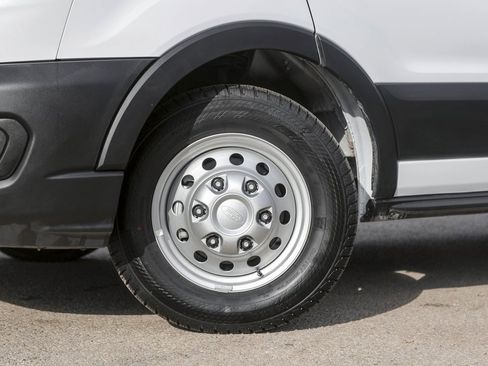 Used 2023 Ford Transit 350 148 Medium Roof AWD image 4