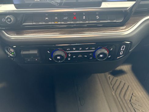 New 2026 Chevrolet Silverado 1500 LT image 17