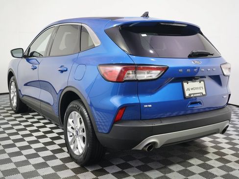 Used 2020 Ford Escape SE AWD/4WD image 4