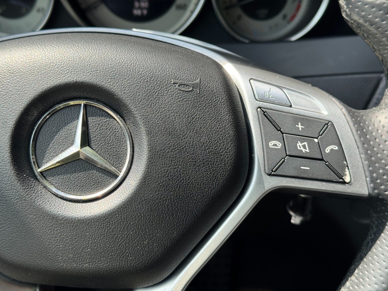 Used 2013 Mercedes-Benz C 300 4MATIC Sedan image 23