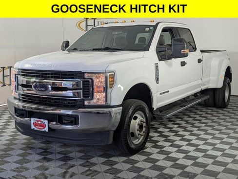 Used 2019 Ford F350 XLT AWD/4WD image 4