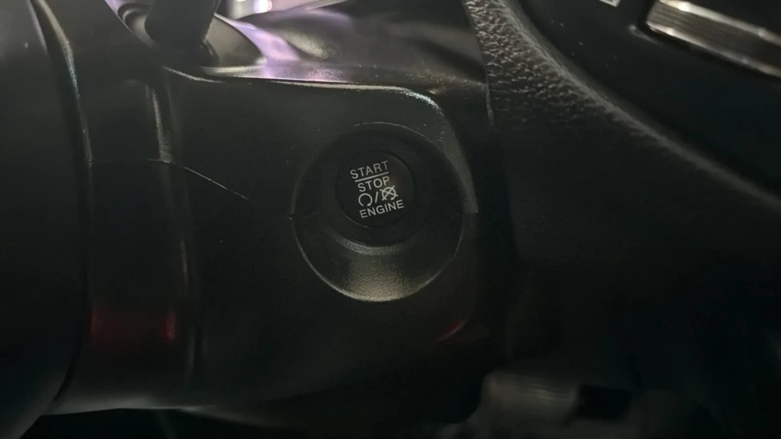 Used 2018 Jeep Compass Sport w/ Tech Group FWD image 15