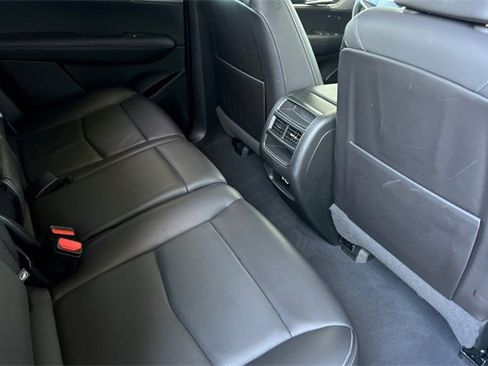 Used 2025 Cadillac XT5 Premium Luxury image 19