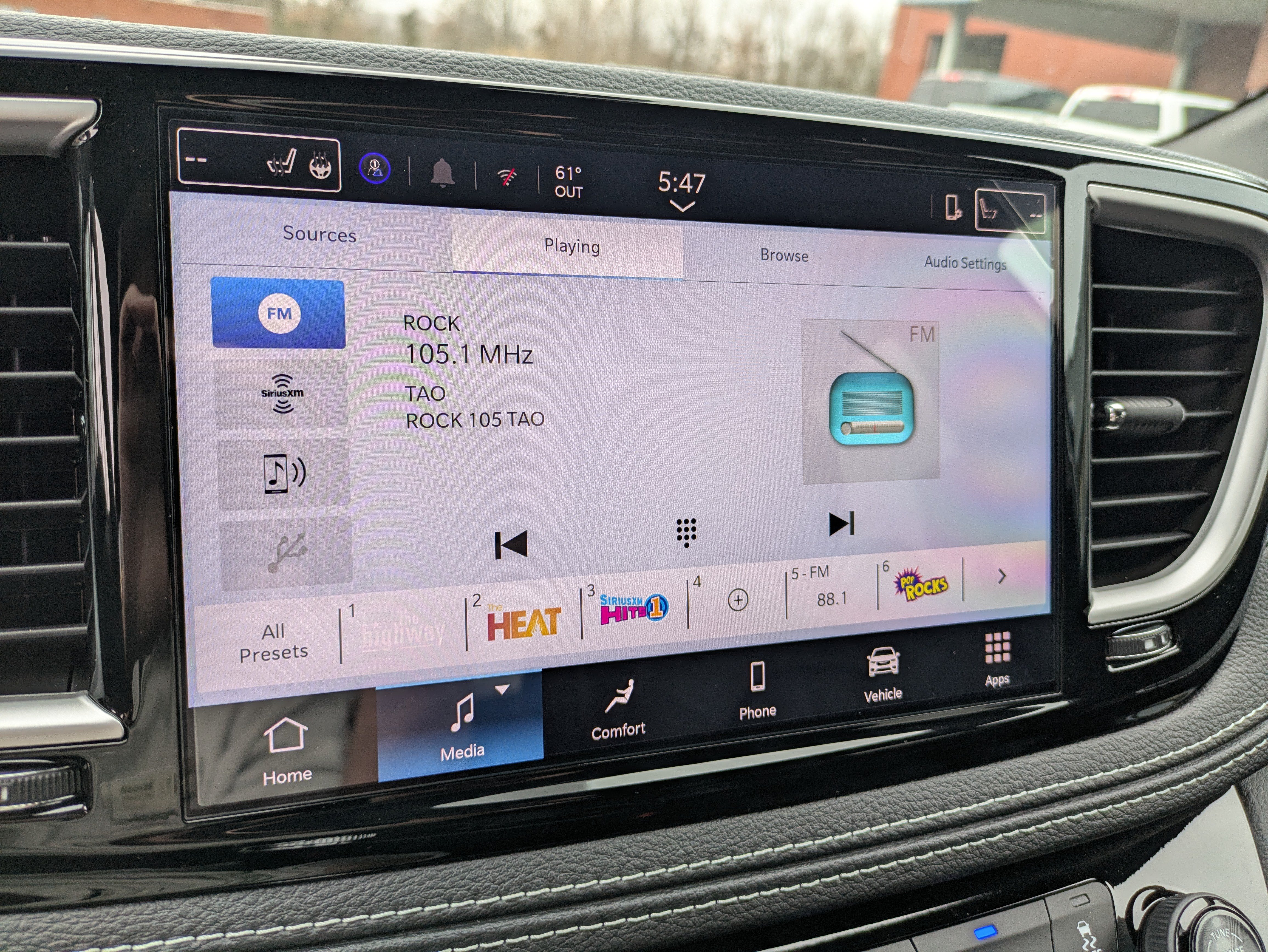 Used 2026 Chrysler Pacifica Select FWD image 19