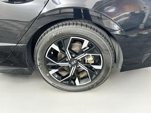Used 2025 Hyundai Sonata SEL FWD image 11