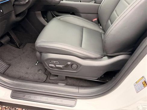 New 2026 Hyundai Santa Fe Calligraphy image 10