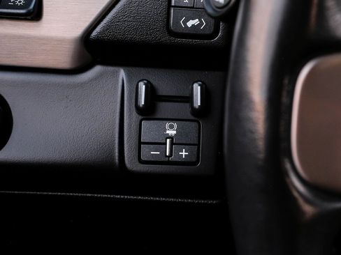 Used 2019 GMC Yukon XL Denali w/ Denali Ultimate Package image 30