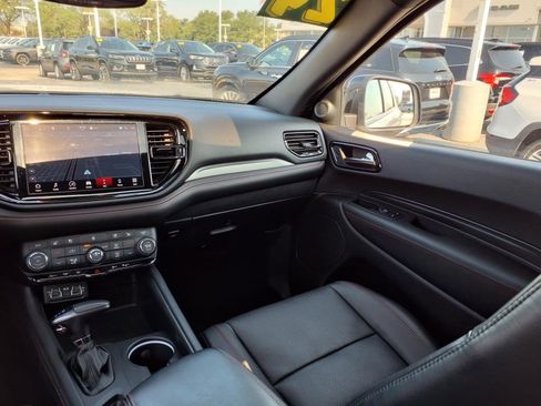 Certified 2024 Dodge Durango GT image 17