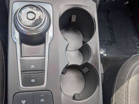 Used 2025 Ford Escape Active AWD/4WD image 22