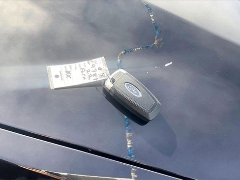 Certified 2022 Ford Explorer Limited w/ Hybrid Equipment Group 310A image 11