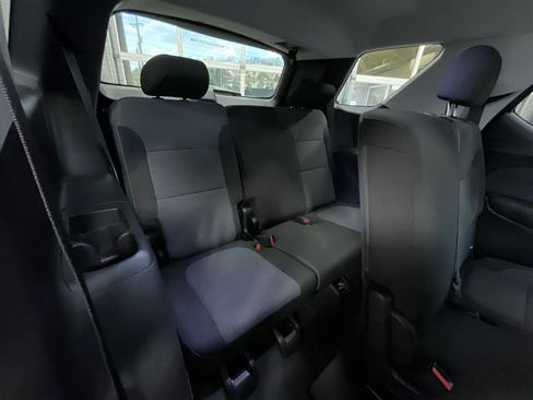 Used 2021 Chevrolet Traverse LS image 23