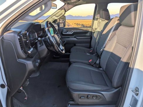 Used 2024 Chevrolet Silverado 2500 LT w/ Convenience Package AWD/4WD image 14