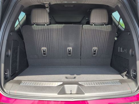 New 2026 GMC Yukon Denali w/ Denali Reserve Package AWD/4WD image 5