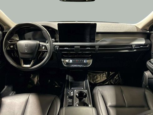 Certified 2023 Lincoln Corsair FWD w/ Rear Removable Package Tray image 16