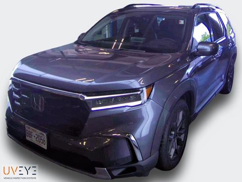 Used 2023 Honda Pilot Elite image 3