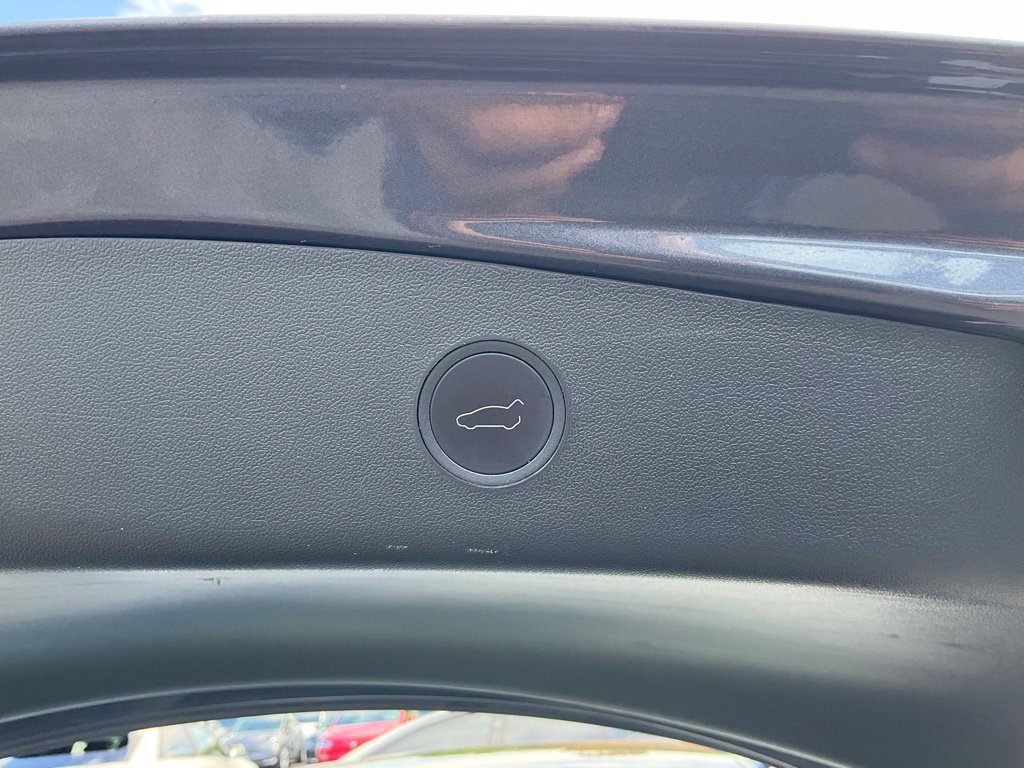 Used 2023 Tesla Model 3 Standard Range RWD image 10