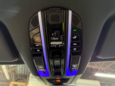 Used 2019 Porsche Cayenne E-Hybrid AWD/4WD image 47