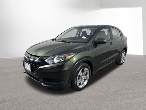 Used 2017 Honda HR-V LX image 25