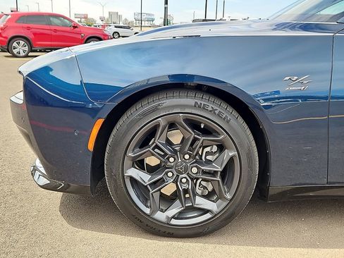 Used 2025 Dodge Charger R/T w/ Quick Order Package 25M R/T image 5