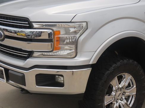 Used 2019 Ford F150 Lariat AWD/4WD image 3