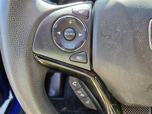 Used 2022 Honda HR-V EX image 28