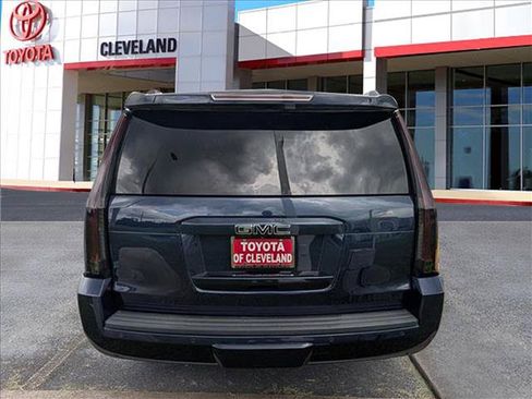Used 2018 GMC Yukon SLT w/ Open Road Package AWD/4WD image 6