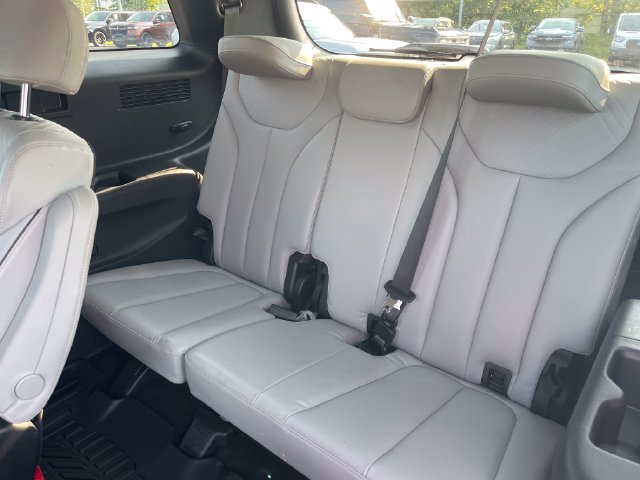 Used 2023 Hyundai Palisade SEL w/ Cargo Package FWD image 24