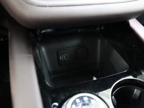 Used 2026 Ford Explorer Platinum AWD/4WD image 32