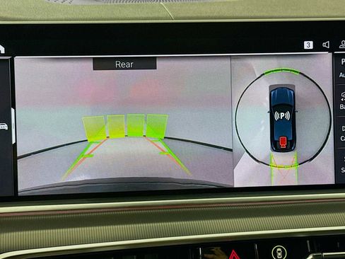 Used 2021 BMW X6 M50i w/ Executive Package image 19