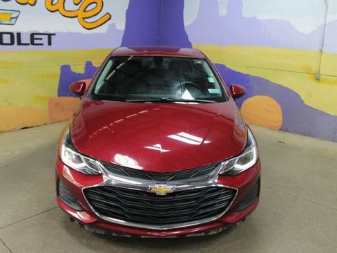 Used 2019 Chevrolet Cruze LT FWD image 3