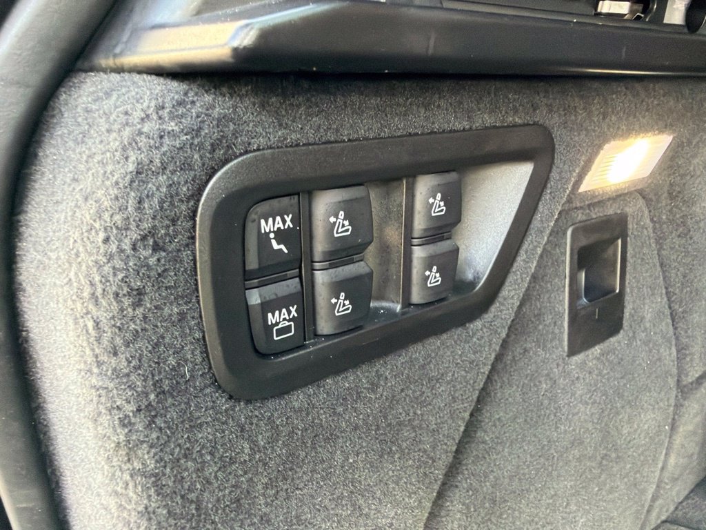 Used 2026 BMW X7 xDrive40i w/ Executive Package AWD/4WD image 56