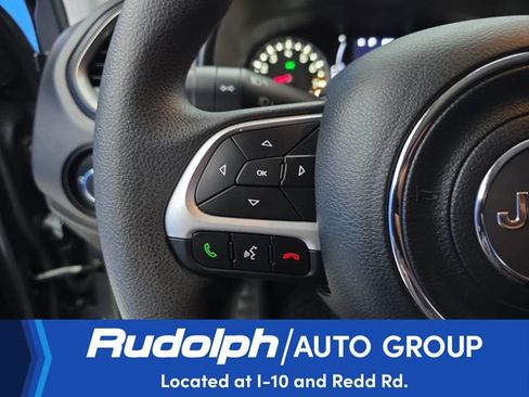 Used 2023 Jeep Renegade Latitude AWD/4WD image 16