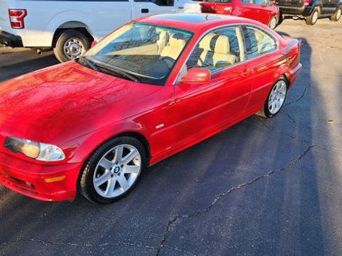 Used 2002 BMW 325Ci Coupe image 8