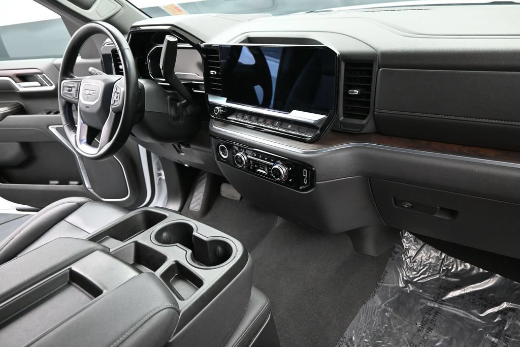Used 2024 GMC Sierra 1500 SLT AWD/4WD image 26
