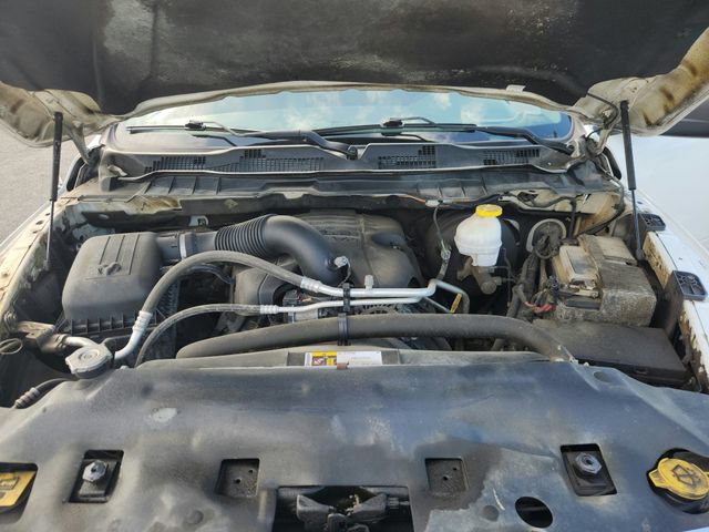 Used 2019 RAM 1500 Classic SLT AWD/4WD image 27