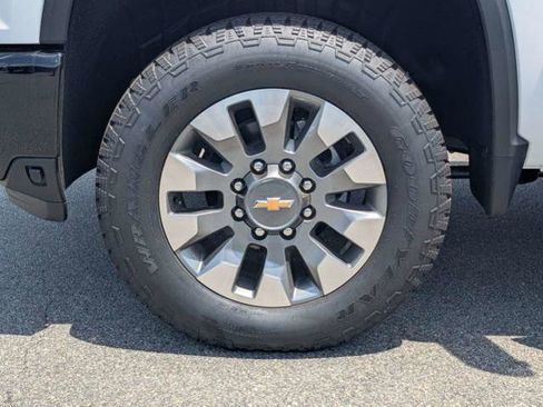 New 2026 Chevrolet Silverado 2500 Custom w/ Custom Value Package AWD/4WD image 12
