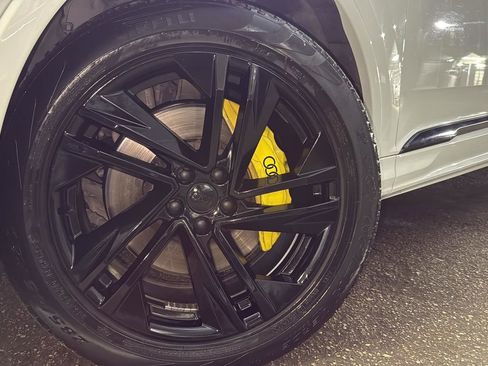 Used 2020 Audi Q7 3.0T Premium Plus w/ Premium Plus Package image 9