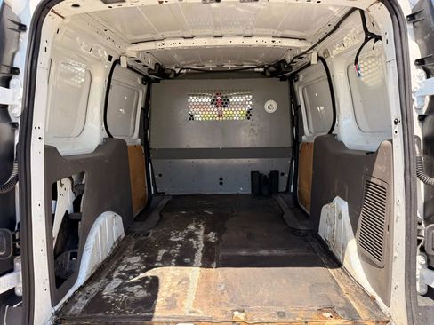 Used 2020 Ford Transit Connect XL FWD image 27
