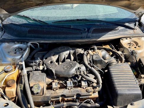 Used 2004 Chrysler Sebring Limited image 16