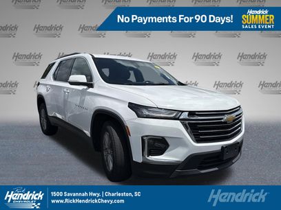 Used 2023 Chevrolet Traverse LT