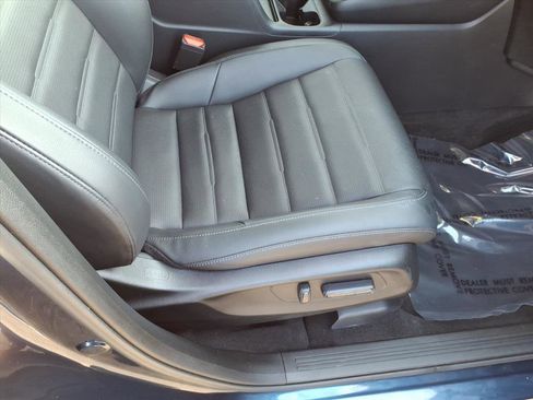 Used 2024 Honda CR-V EX-L image 17