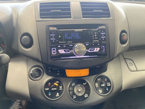 Used 2009 Toyota RAV4 Limited image 17