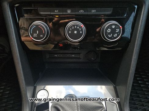 Used 2024 Volkswagen Taos S FWD image 10