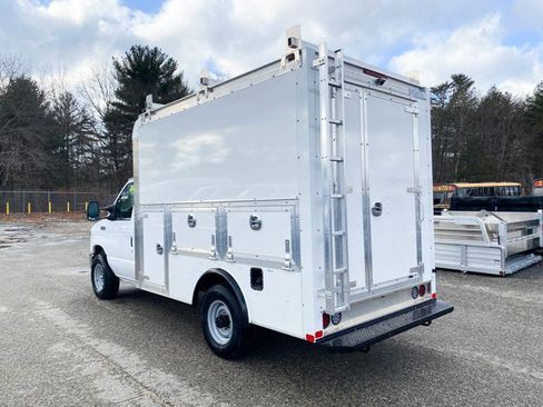 New 2026 Ford E-350 and Econoline 350 Super Duty w/ Power Equipment Group image 5