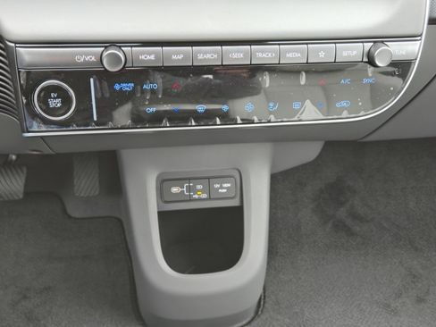 New 2026 Hyundai Ioniq 5 Limited image 20